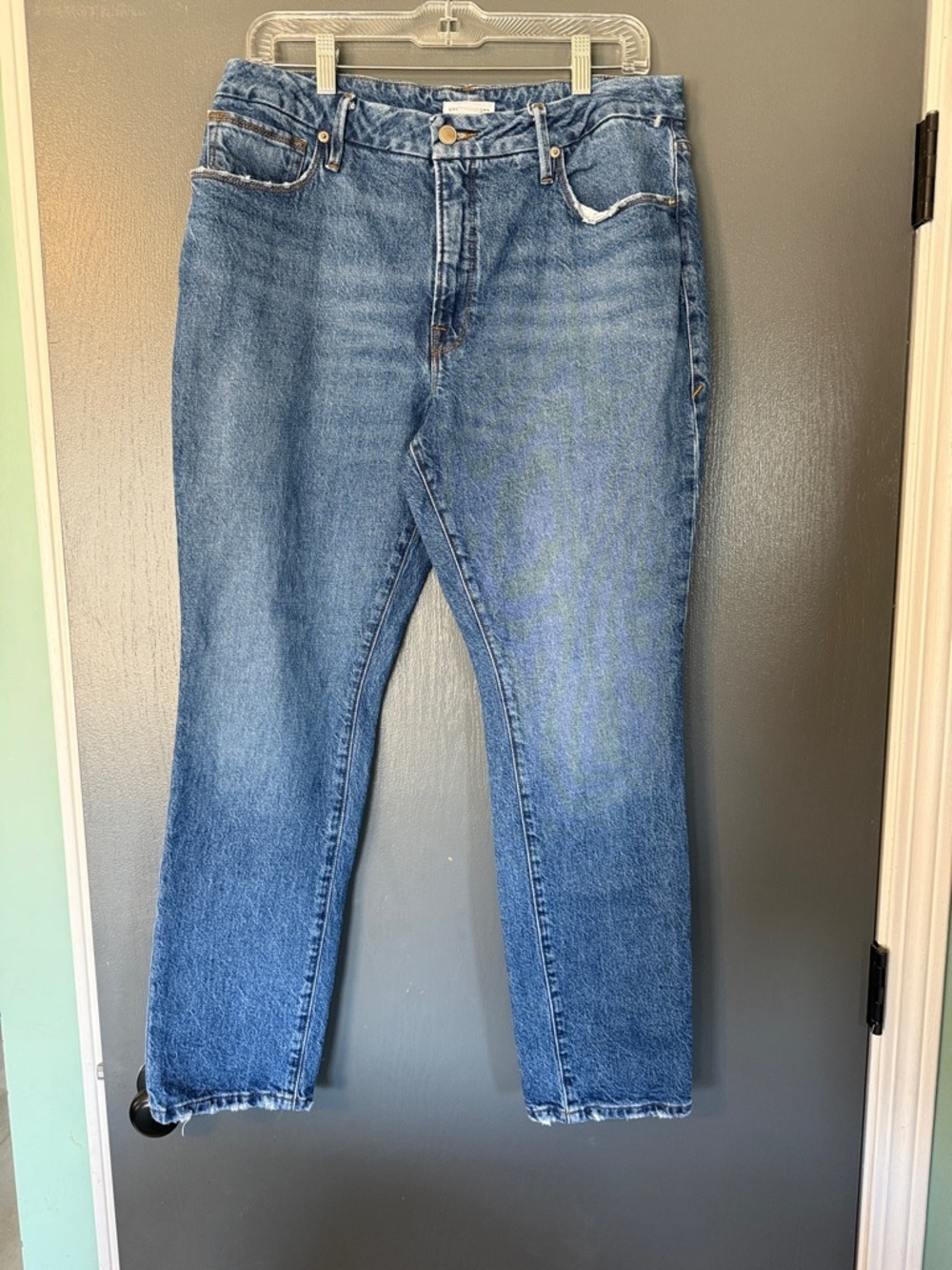 Good American Straight-Leg Women's Jeans in Blue Wash